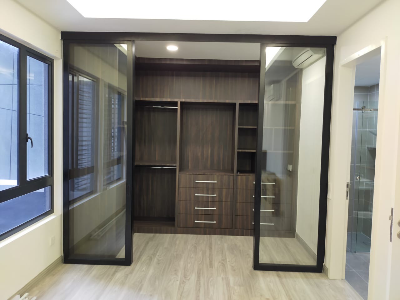 Agile TRX Luxury Suite - Image 3