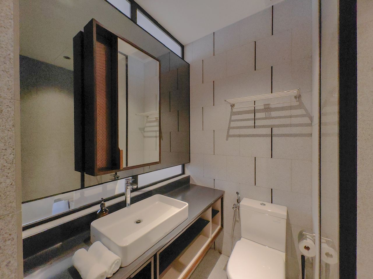 2ca03fb1-45e1-413f-96c6-e04a7a8df7f9