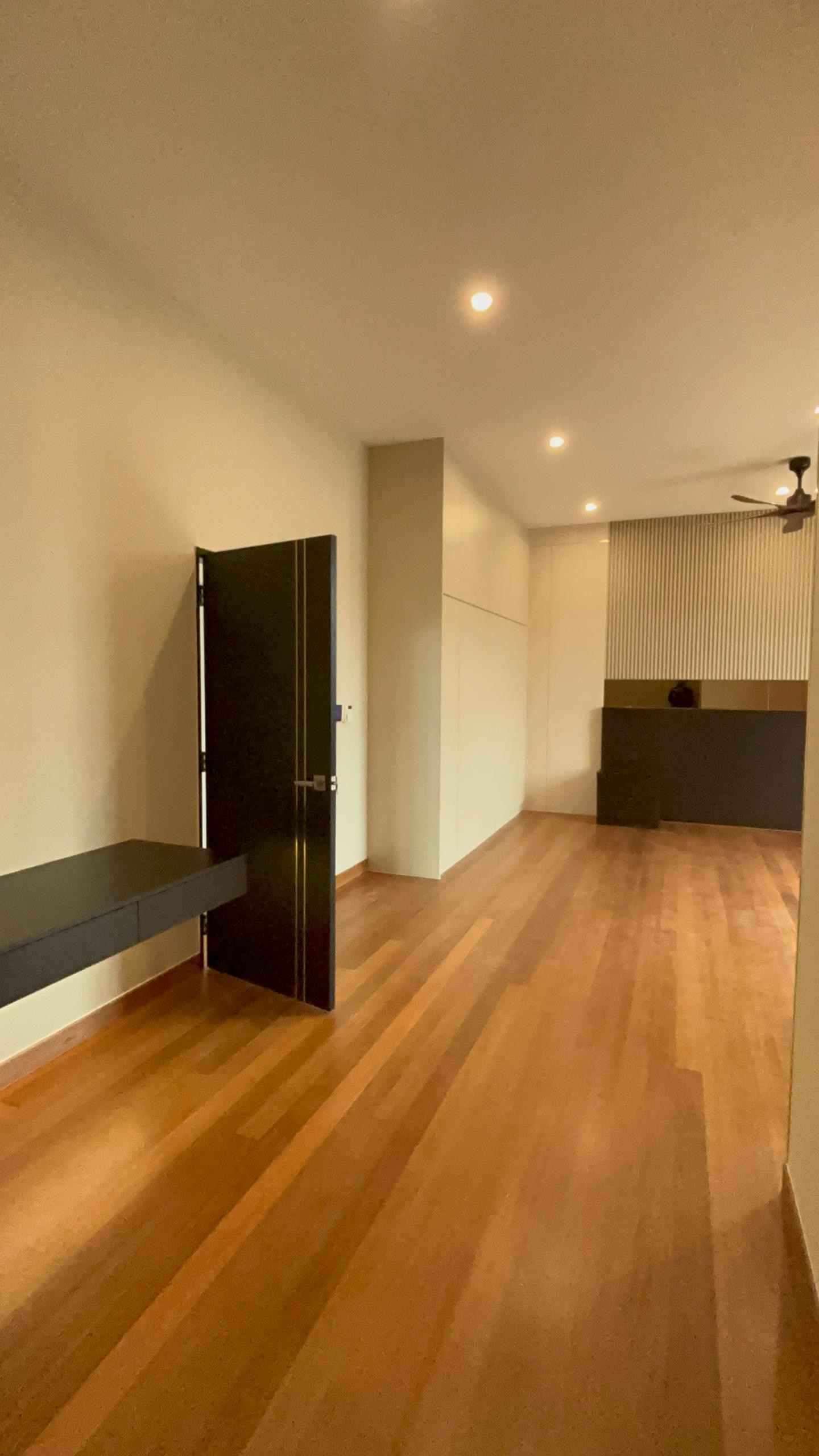 PHOTO-2025-02-10-19-44-00